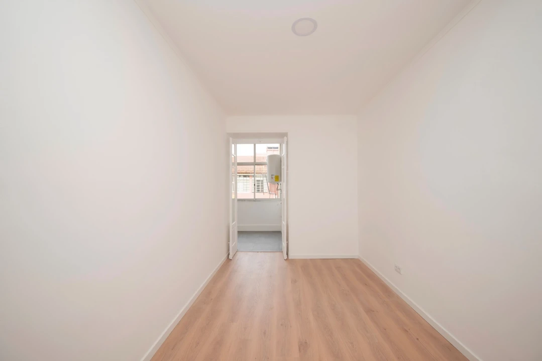 Apartamento T2 para Arrendamento em Arroios Foto 21