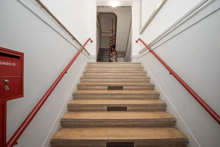 Apartamento T2 para Arrendamento em Arroios Foto 28