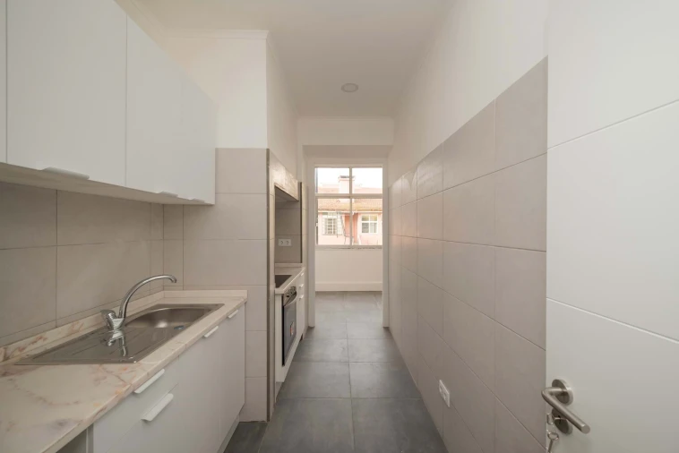 Apartamento T2 para Arrendamento em Arroios Foto 19