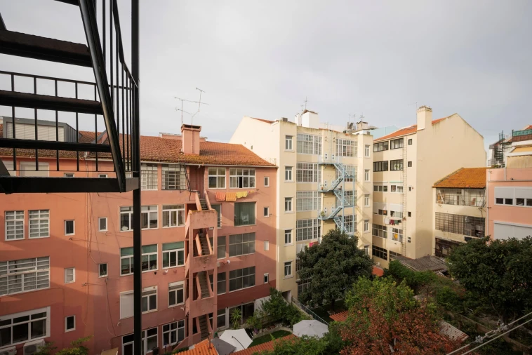Apartamento T2 para Arrendamento em Arroios Foto 24