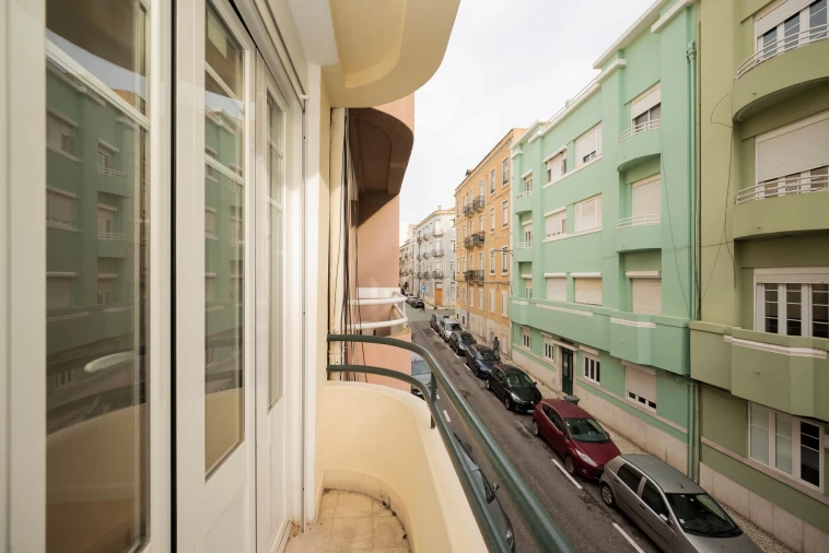 Apartamento T2 para Arrendamento em Arroios Foto 7