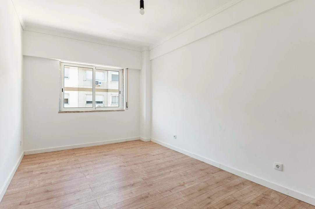 Apartamento T3 para Venda em Algés, Linda-A-Velha e Cruz Quebrada-Dafundo Foto 14