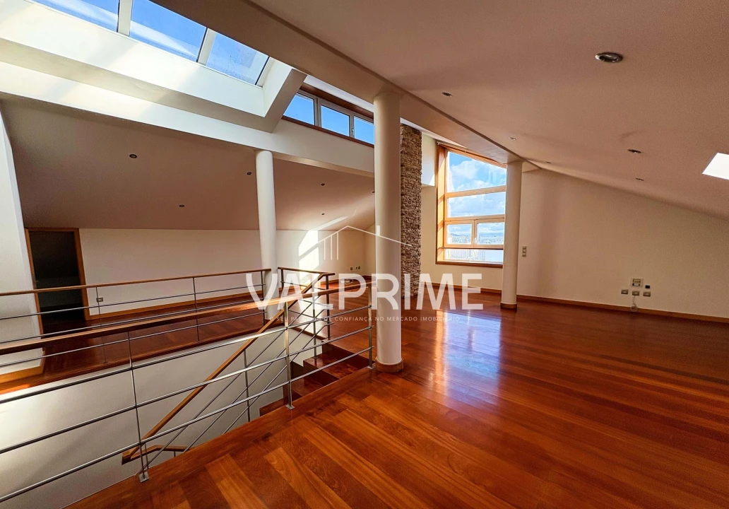 Moradia T4 para Venda em Valongo Foto 43