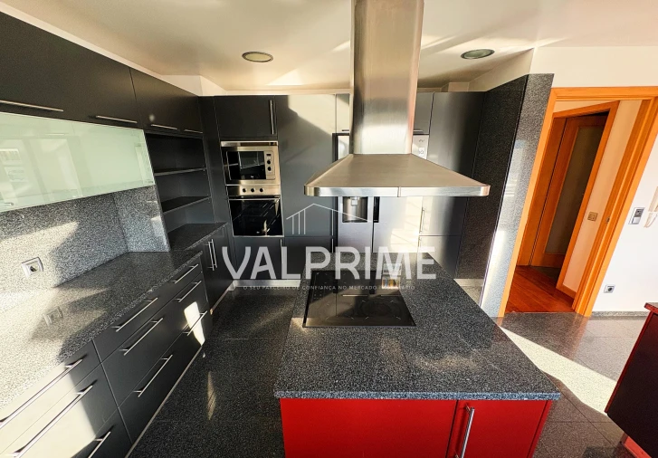 Moradia T4 para Venda em Valongo Foto 18