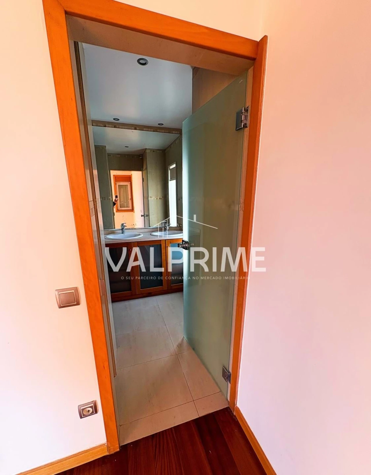 Moradia T4 para Venda em Valongo Foto 23