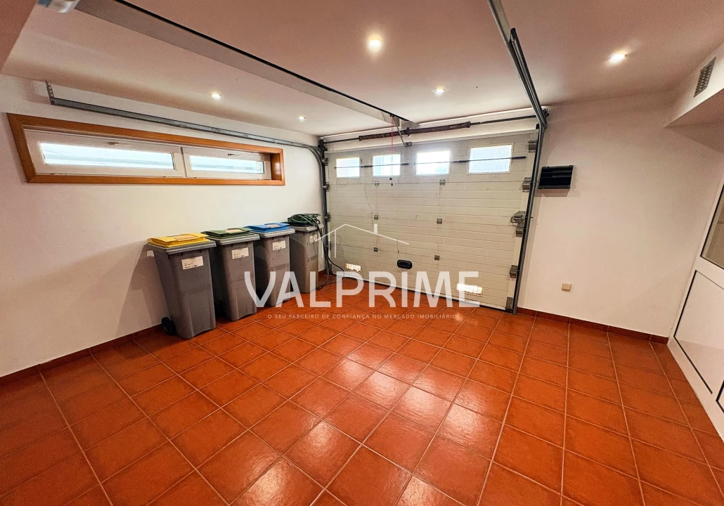 Moradia T4 para Venda em Valongo Foto 47