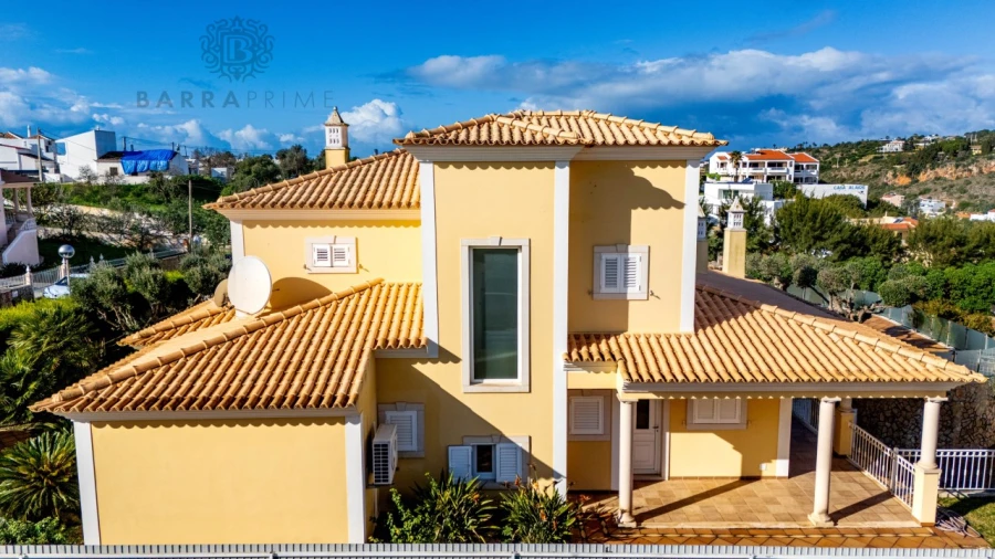 Moradia T4 para Venda em Albufeira e Olhos de Água Foto 3