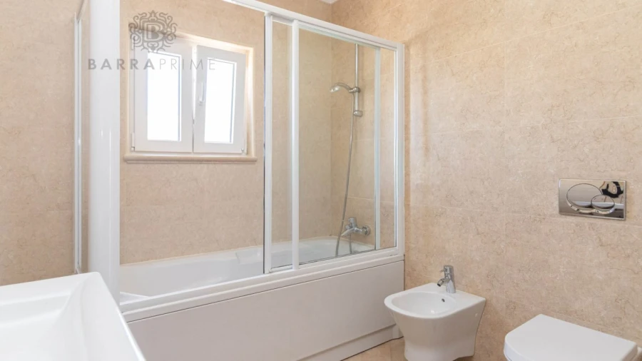 Moradia T4 para Venda em Albufeira e Olhos de Água Foto 16