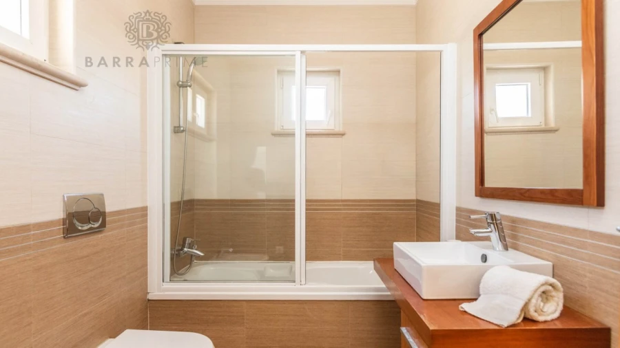 Moradia T4 para Venda em Albufeira e Olhos de Água Foto 18