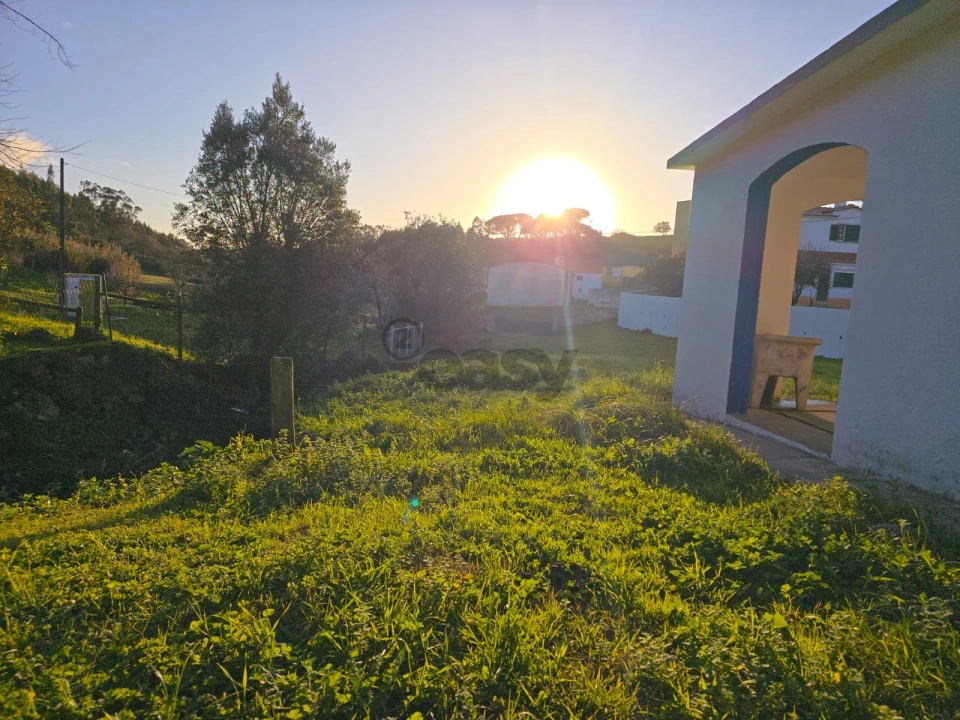 Moradia T2 para Venda em Venda do Pinheiro e Santo Estêvão das Galés Foto 17