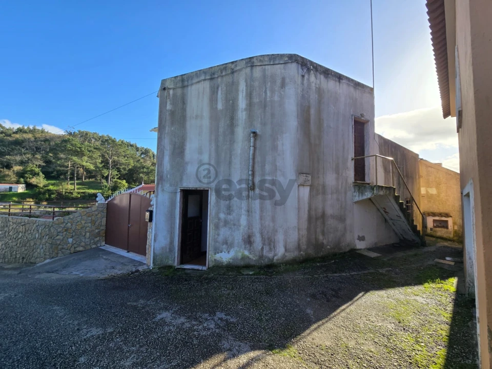 Moradia T2 para Venda em Venda do Pinheiro e Santo Estêvão das Galés Foto 14