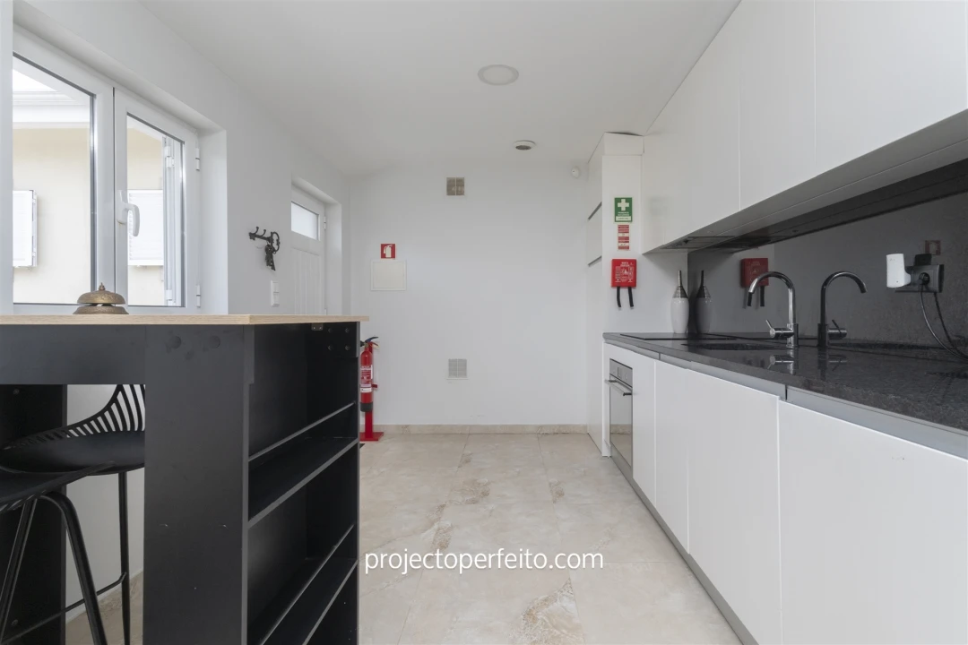 Moradia T4 para Arrendamento em Anta e Guetim Foto 23