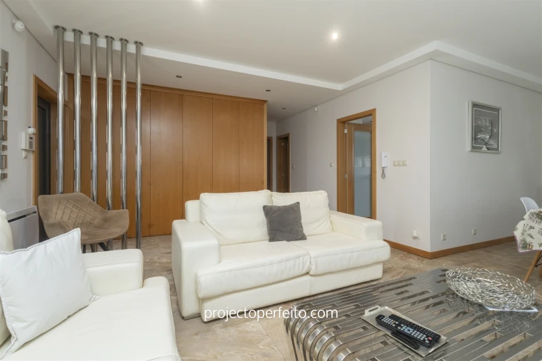 Moradia T4 para Arrendamento em Anta e Guetim Foto 10