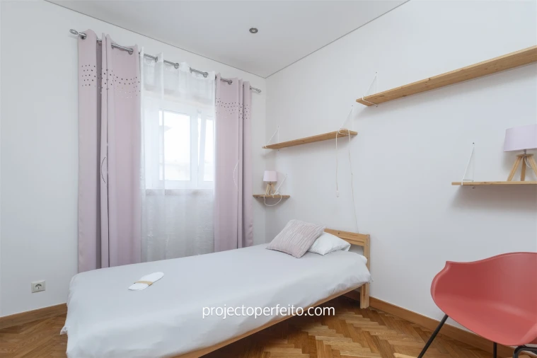 Moradia T4 para Arrendamento em Anta e Guetim Foto 18