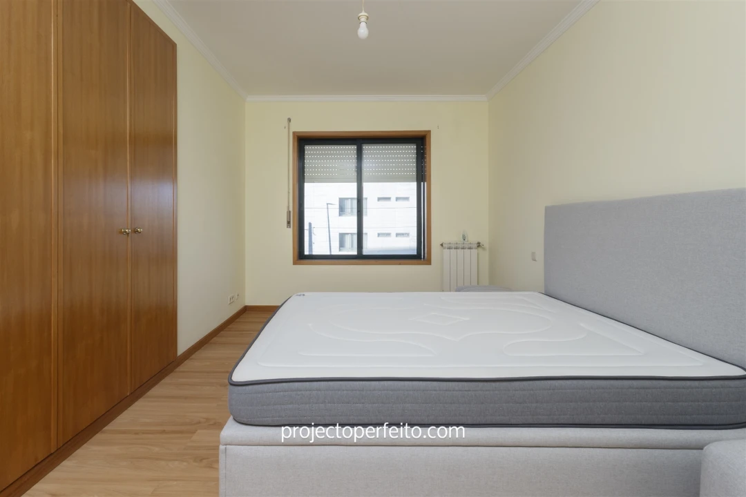 Apartamento T2 para Arrendamento em São Felix da Marinha Foto 11