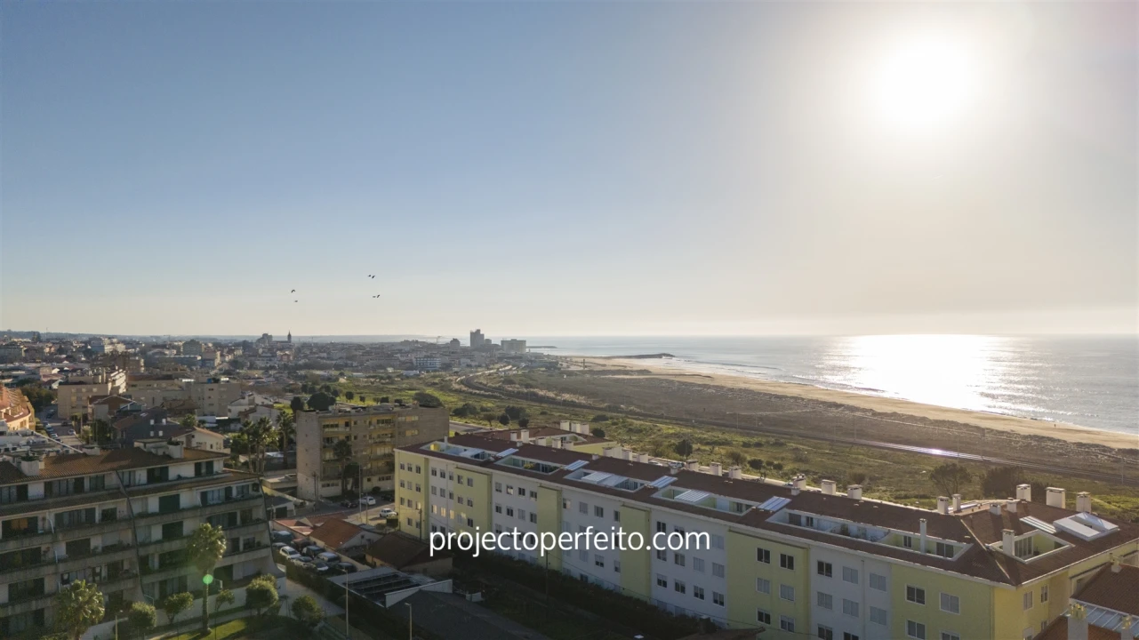 Apartamento T2 para Arrendamento em São Felix da Marinha Foto 16