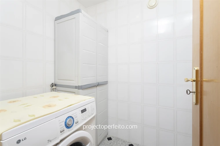 Apartamento T2 para Arrendamento em São Felix da Marinha Foto 15