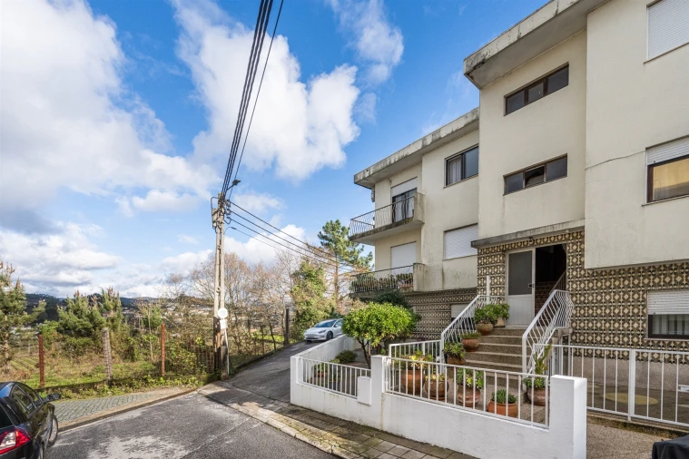 Apartamento T3 para Venda em Azurem Foto 17