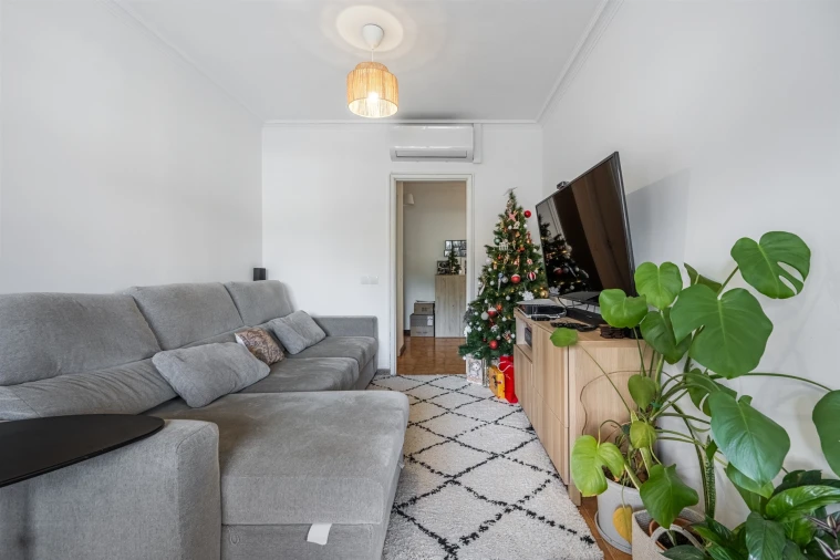 Apartamento T3 para Venda em Azurem Foto 2