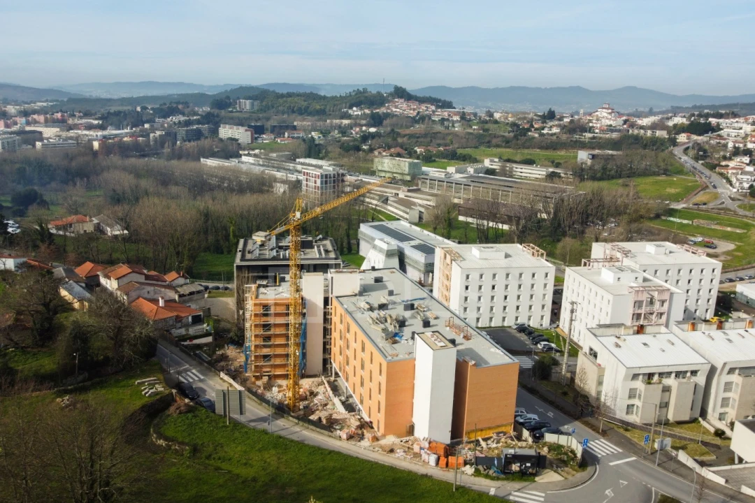 Apartamento T1 para Venda em Azurem Foto 21