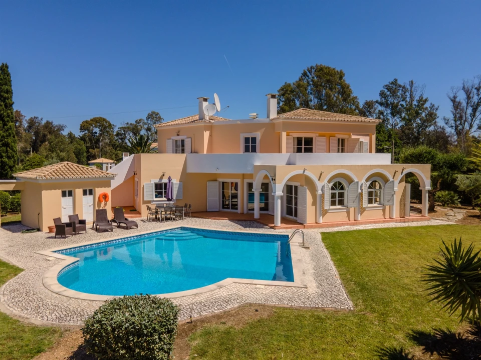 Moradia T4 para Venda em Alvor Foto 1