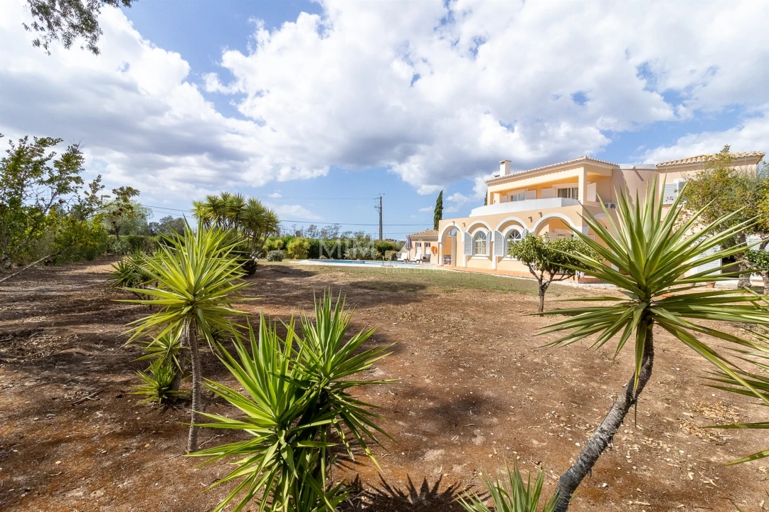 Moradia T4 para Venda em Alvor Foto 60