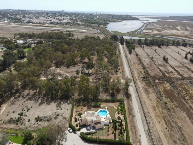 Moradia T4 para Venda em Alvor Foto 65