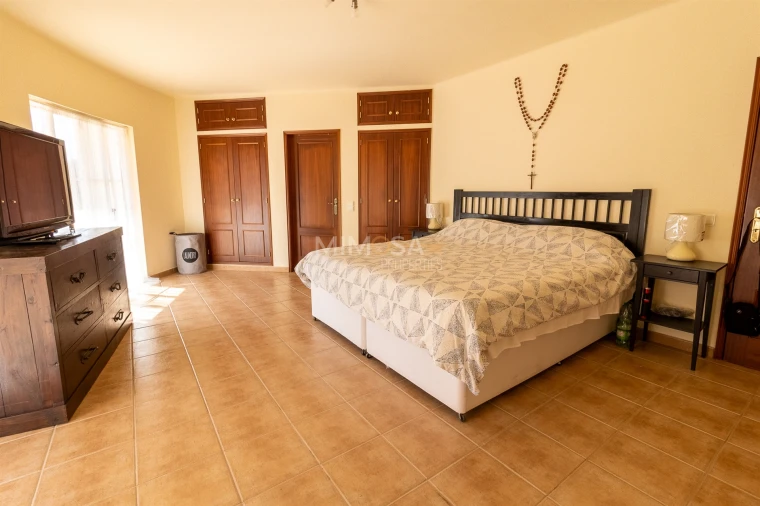 Moradia T4 para Venda em Alvor Foto 36