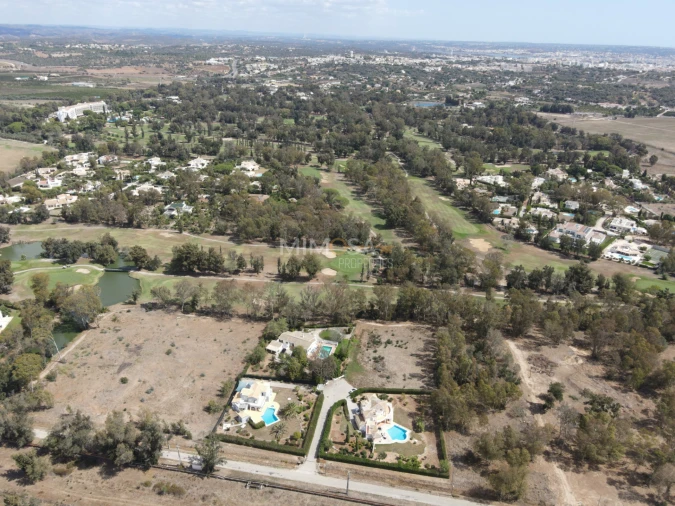 Moradia T4 para Venda em Alvor Foto 63