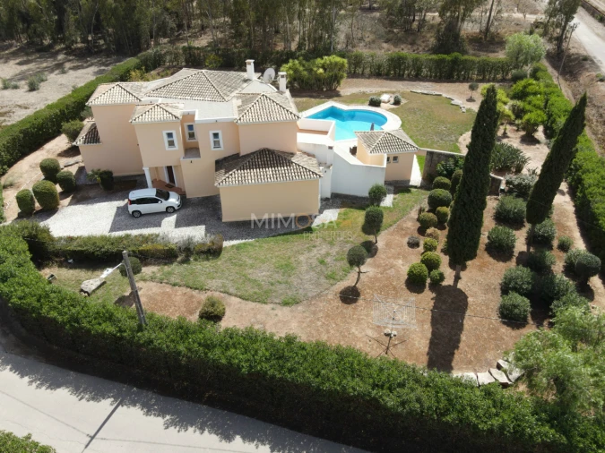 Moradia T4 para Venda em Alvor Foto 59