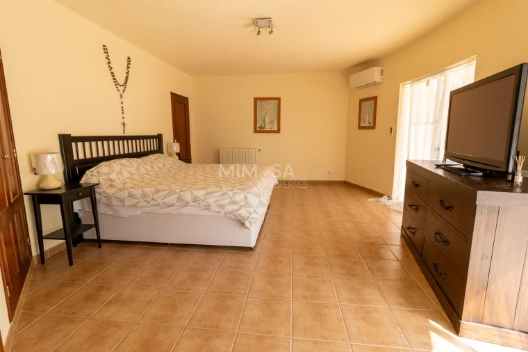 Moradia T4 para Venda em Alvor Foto 38