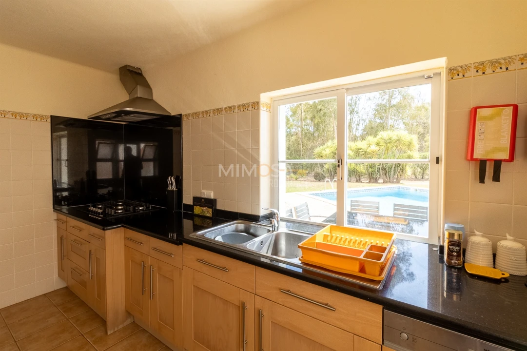 Moradia T4 para Venda em Alvor Foto 19