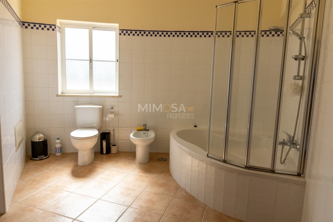 Moradia T4 para Venda em Alvor Foto 40