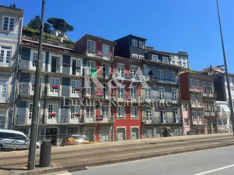 Prédio para Venda em Cedofeita, Santo Ildefonso, Sé, Miragaia, São Nicolau e Vitória Foto 3
