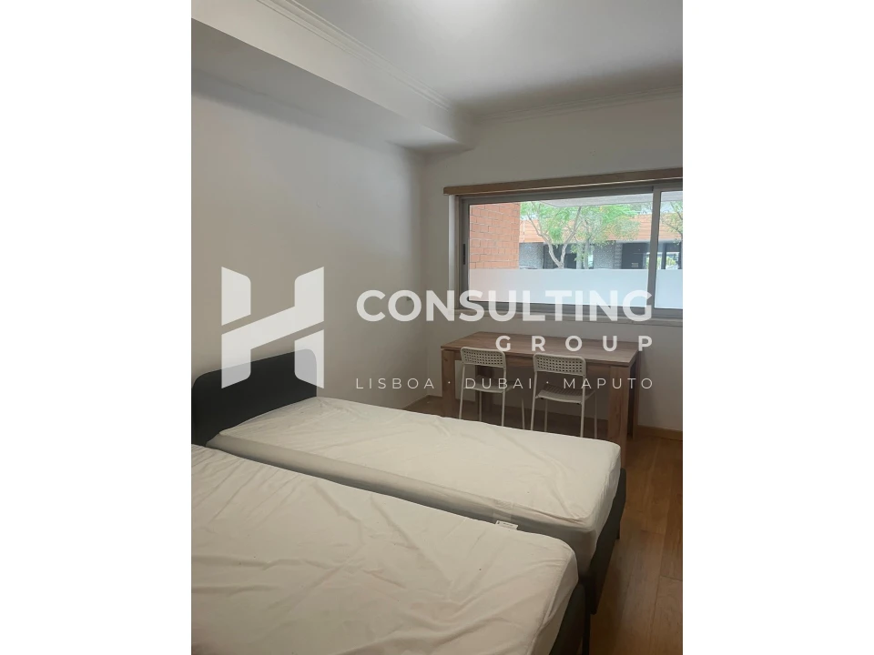 Apartamento T4 para Venda em Parque das Nações Foto 15
