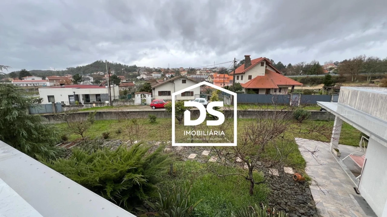 Moradia T4 para Arrendamento em Abraveses Foto 52