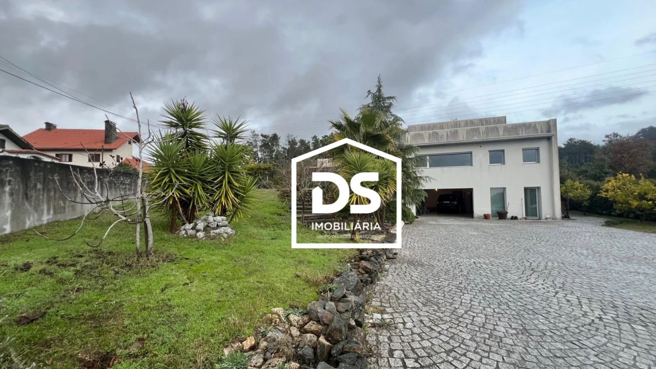 Moradia T4 para Arrendamento em Abraveses Foto 94