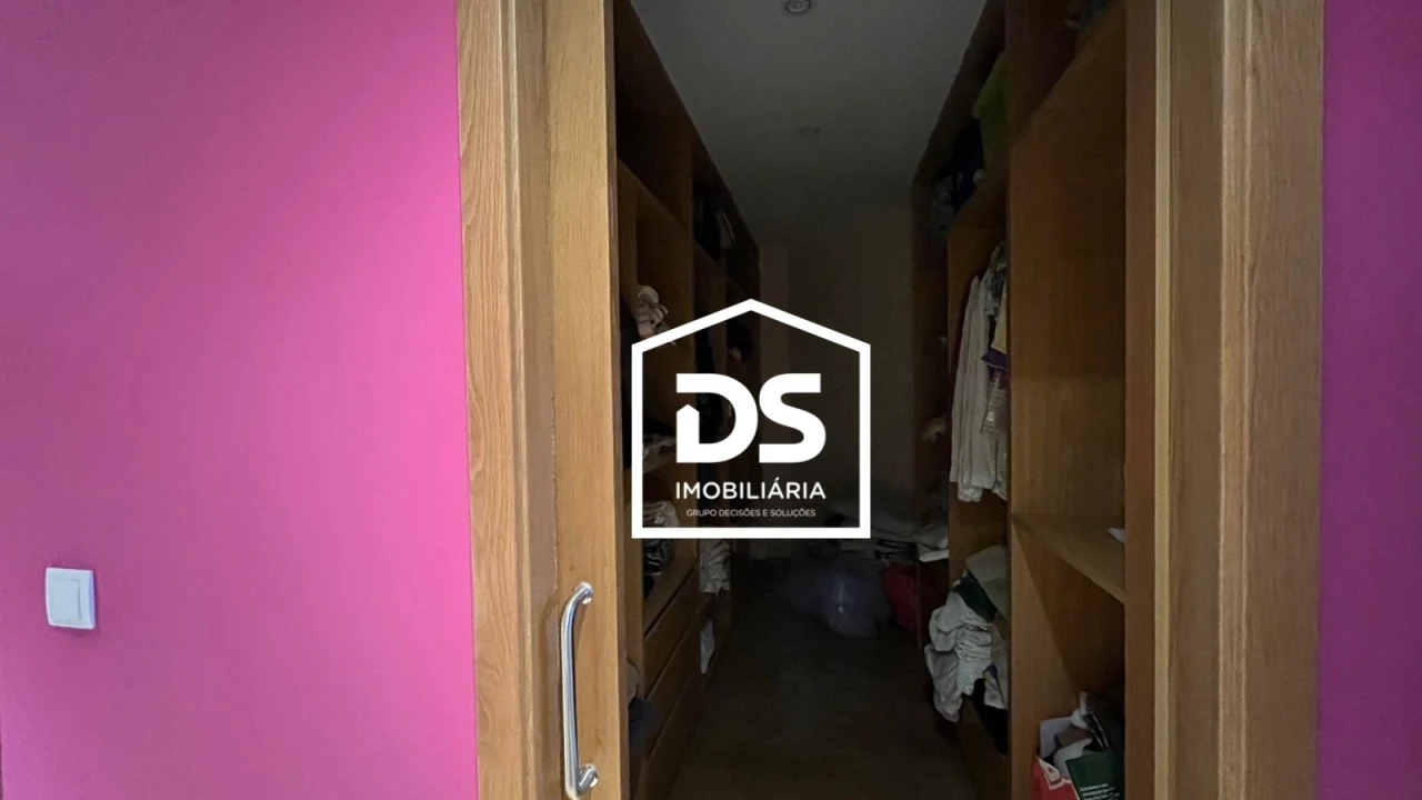 Moradia T4 para Arrendamento em Abraveses Foto 27
