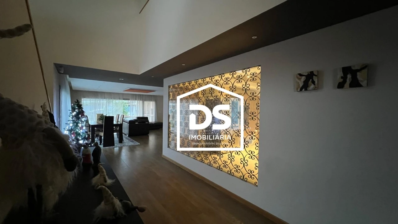 Moradia T4 para Arrendamento em Abraveses Foto 18