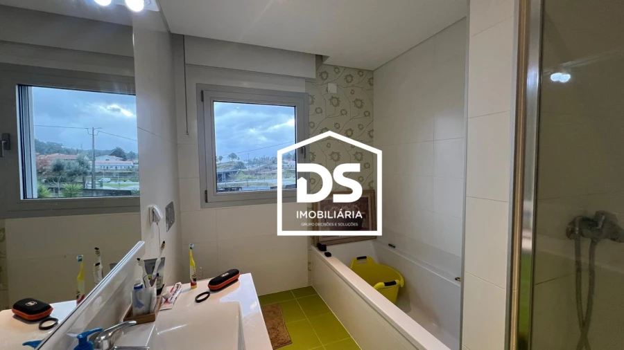 Moradia T4 para Arrendamento em Abraveses Foto 37