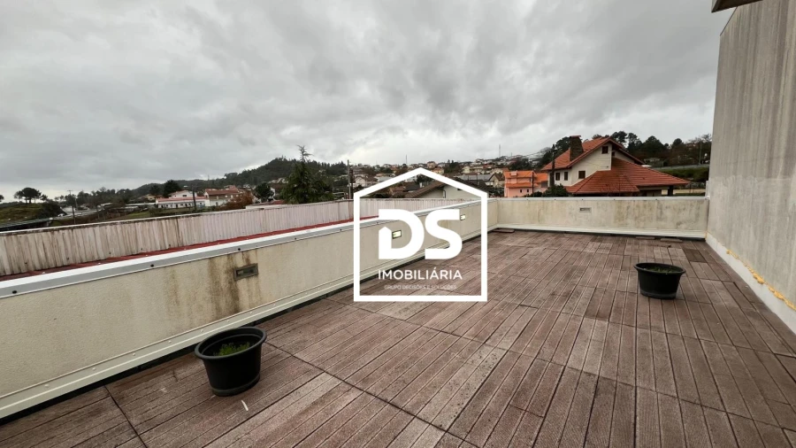 Moradia T4 para Arrendamento em Abraveses Foto 53