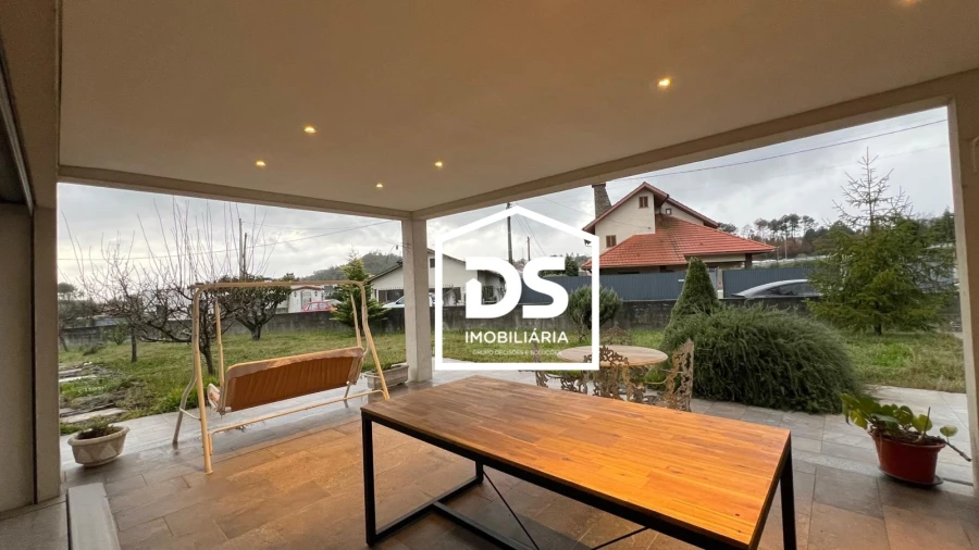 Moradia T4 para Arrendamento em Abraveses Foto 7