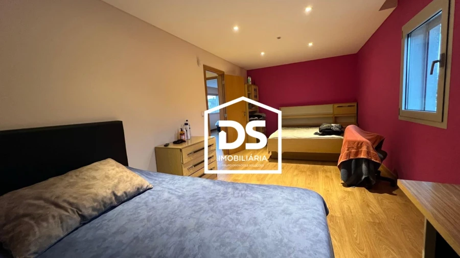 Moradia T4 para Arrendamento em Abraveses Foto 73