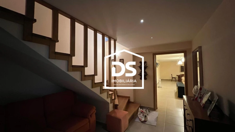 Moradia T4 para Arrendamento em Abraveses Foto 80