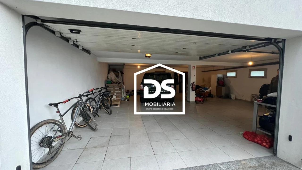 Moradia T4 para Arrendamento em Abraveses Foto 91