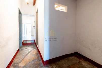 Moradia T2 para Venda em Barbacena e Vila Fernando