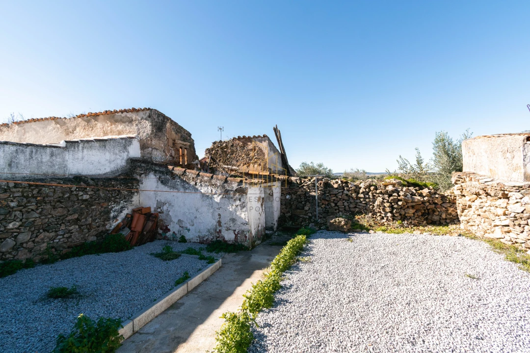 Moradia T2 para Venda em Barbacena e Vila Fernando Foto 19