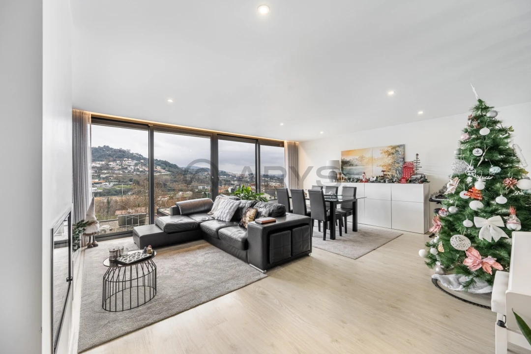 Moradia T3 para Venda em Gualtar Foto 2