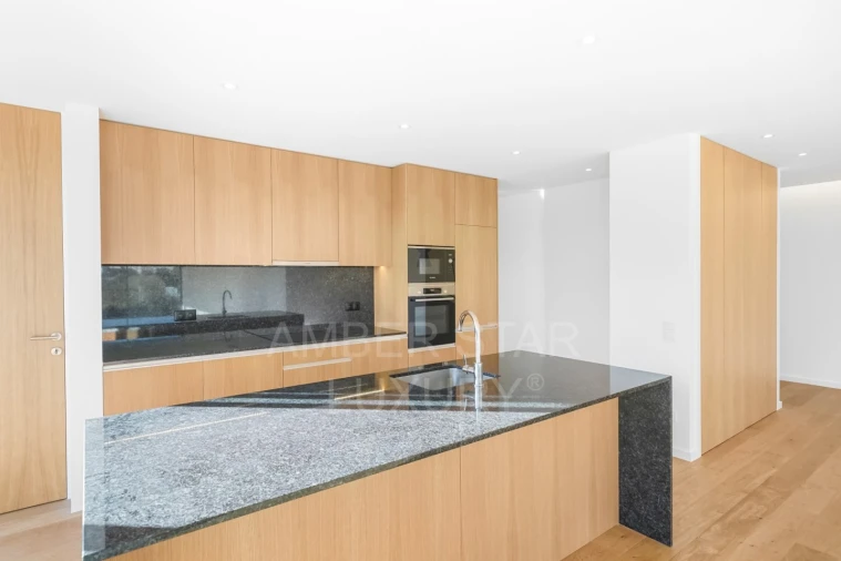 Apartamento T4 para Venda em Matosinhos e Leça da Palmeira Foto 8