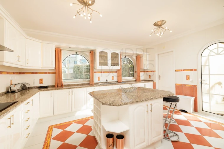 Moradia T4 para Venda em Almancil Foto 34